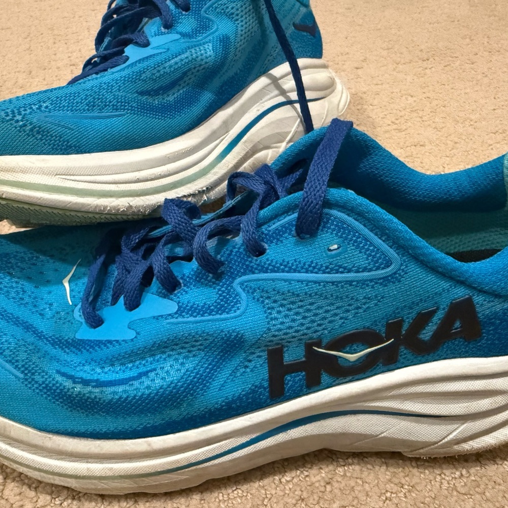 HOKA Men's Clifton 10 Running Shoes